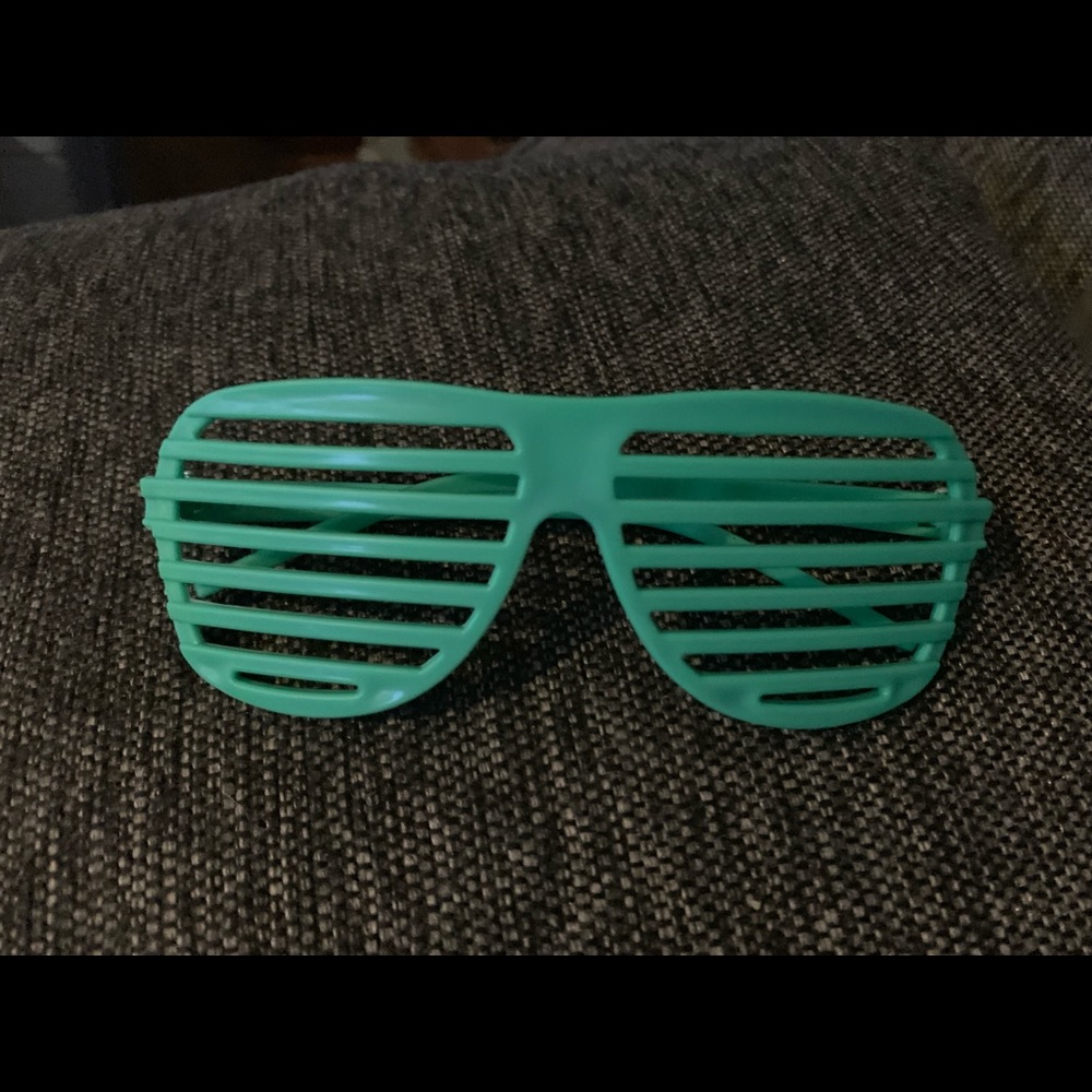 Green Shutter Glasses